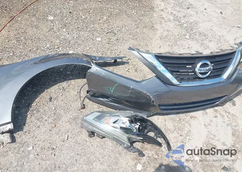 2017 Nissan Altima 2.5 Sr из США, поврежденный, VIN 1N4AL3AP9HC124955